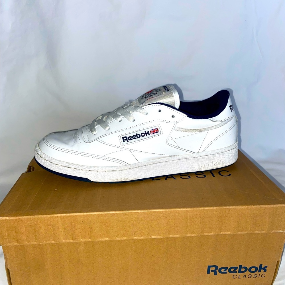 Reebok Classic. Mens size 10. White with Blue soles.